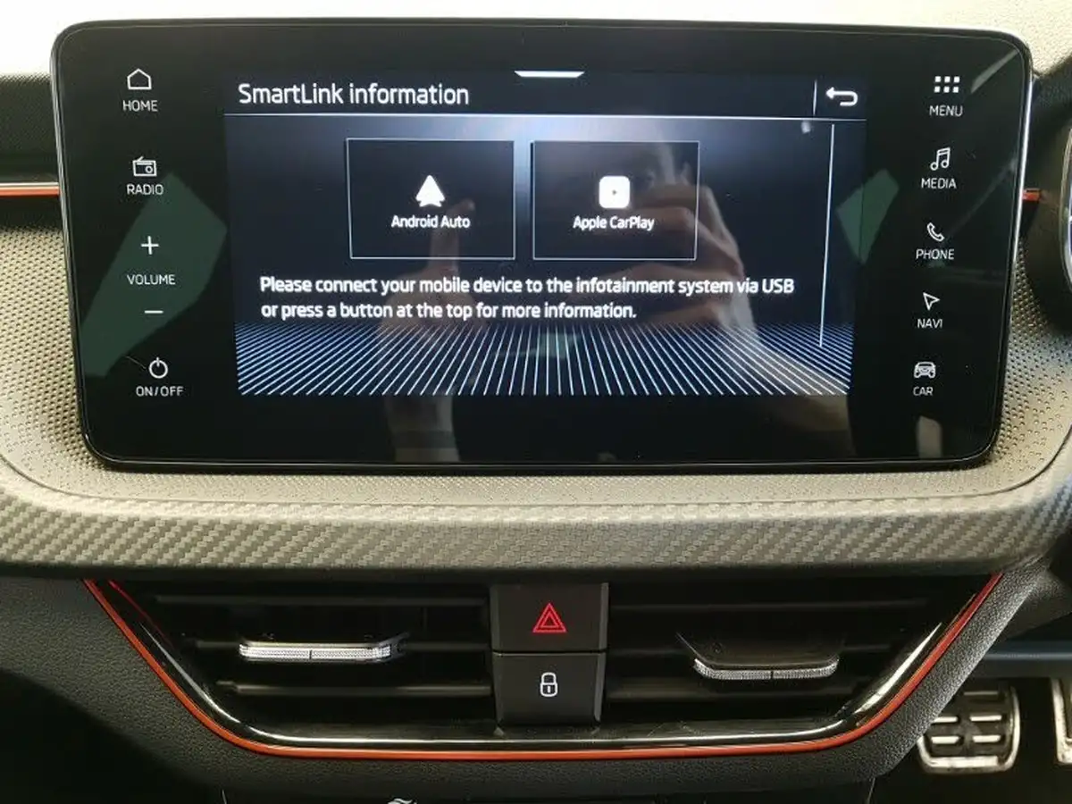 2024-skoda-kamiq-15-tsi-monte-carlo-dsg-big-13