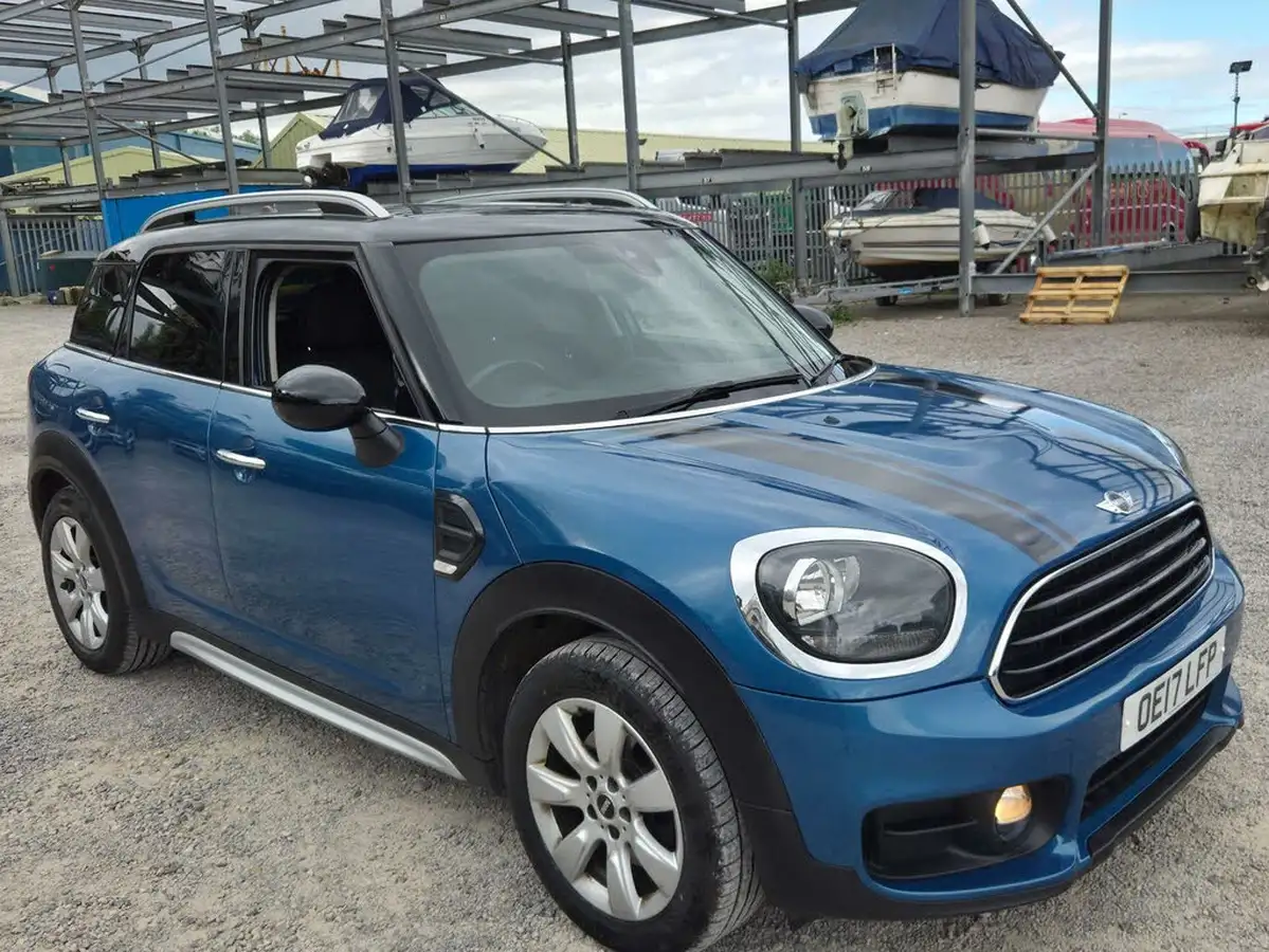2017-mini-countryman-15-cooper-ss-big-0