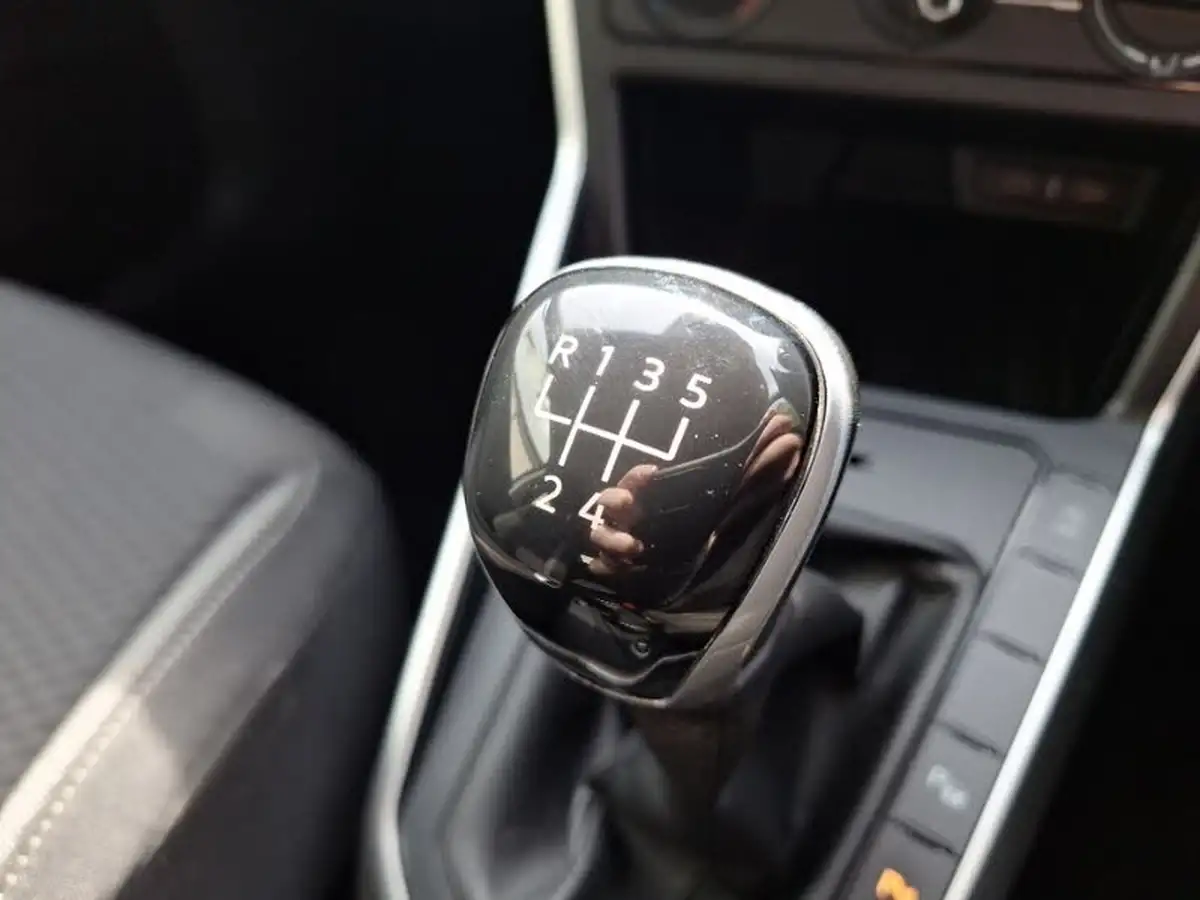 2023-volkswagen-taigo-10-tsi-life-95ps-big-18