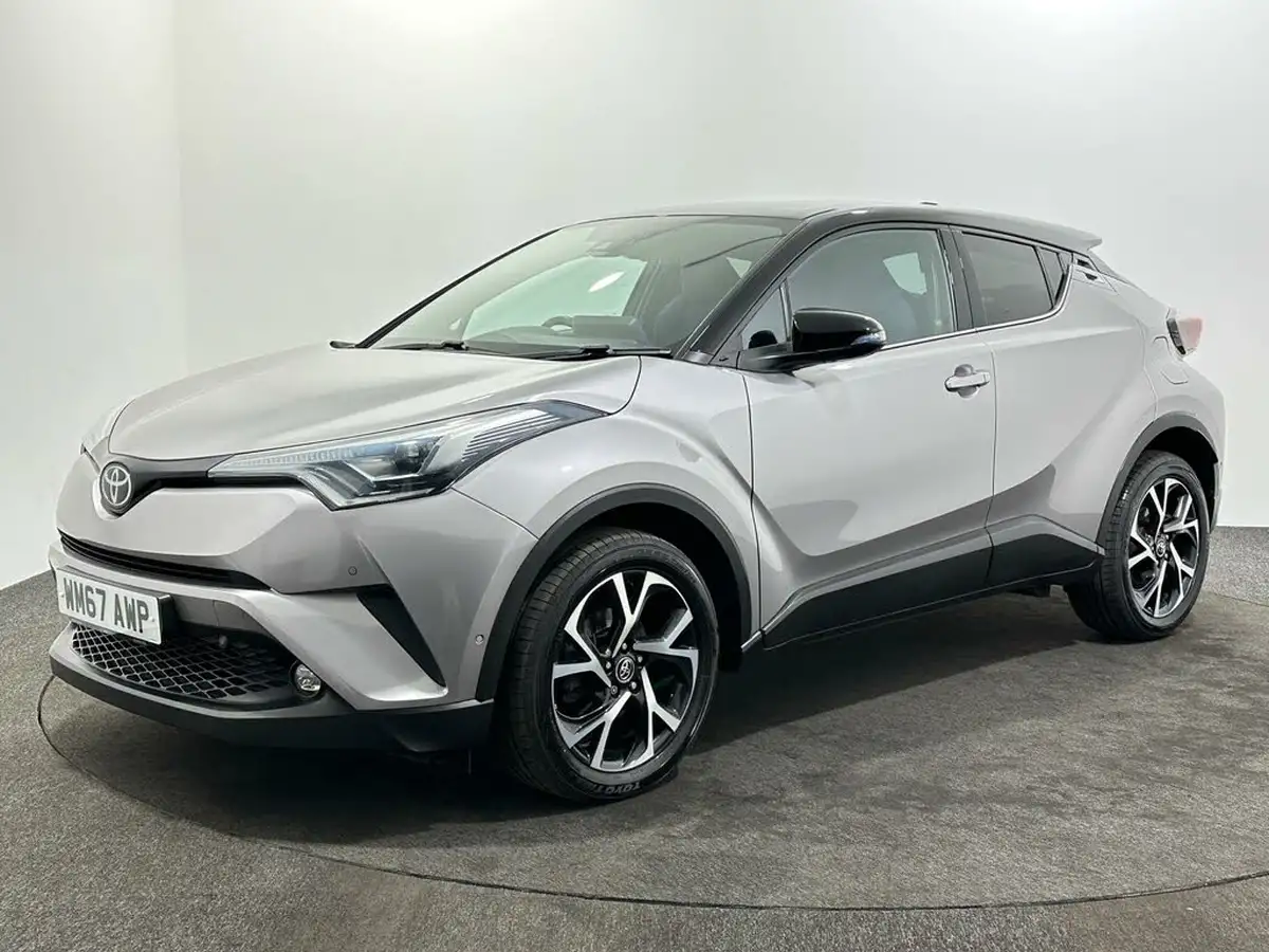 2018-toyota-c-hr-12-dynamic-big-2