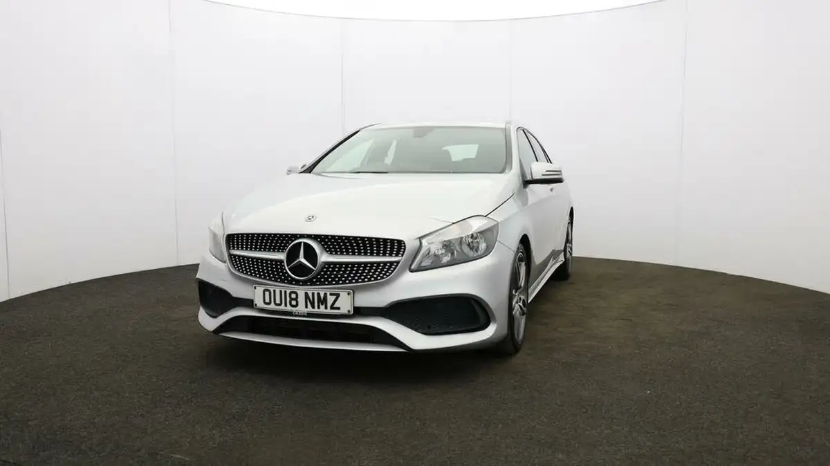 2018-mercedes-benz-a-class-16-a180-amg-line-ss-big-31