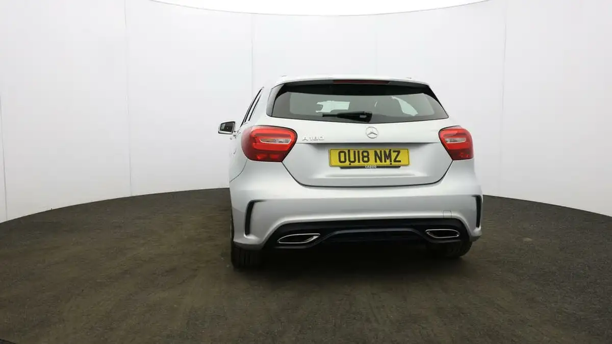 2018-mercedes-benz-a-class-16-a180-amg-line-ss-big-55