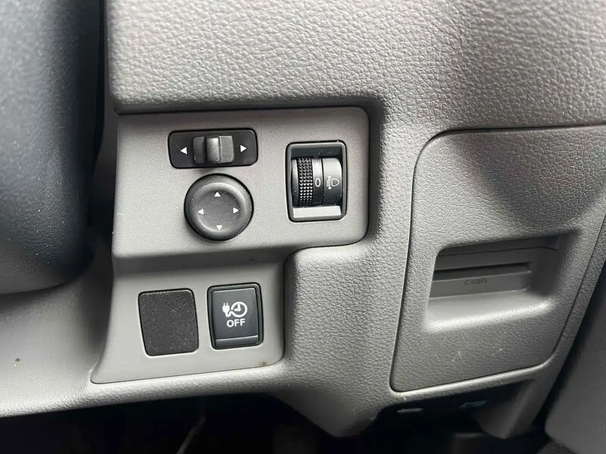 2019-nissan-env200-e-acenta-panel-van-auto-big-25