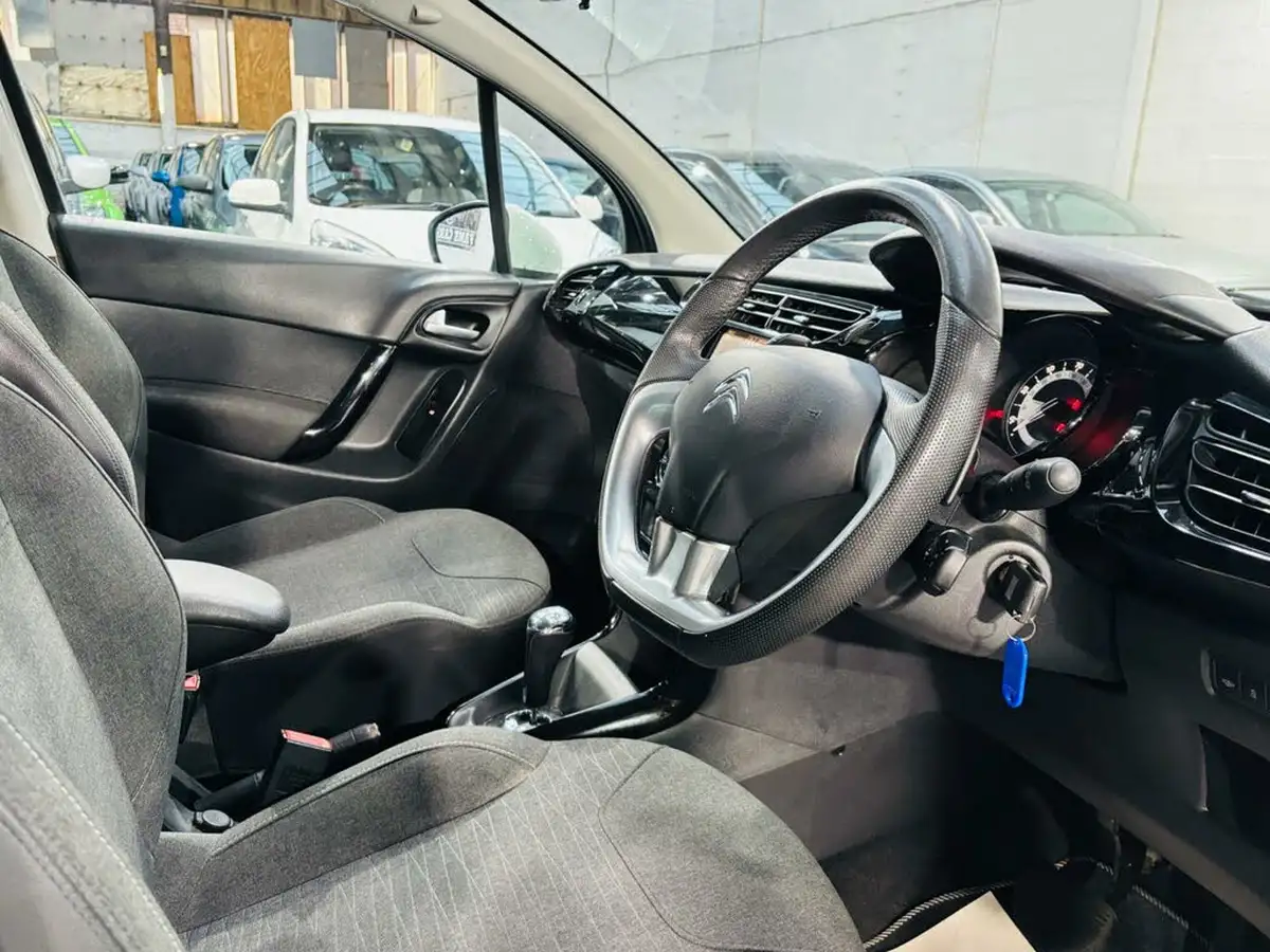 2016-citroen-c3-12-platinum-ss-etg-big-8