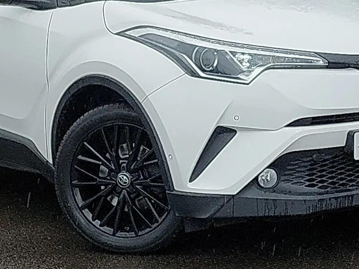 2019-toyota-c-hr-12-excel-big-8