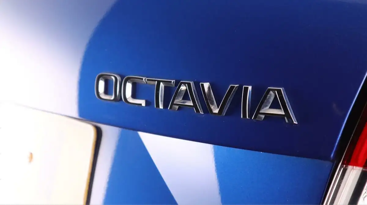 2019-skoda-octavia-15-tsi-se-l-hatchback-dsg-big-20