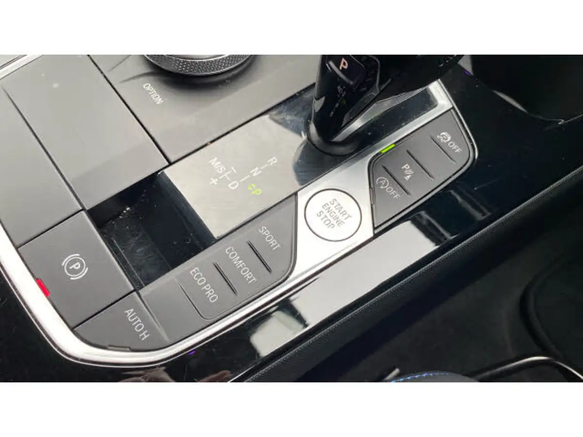 2023-bmw-1-series-15-118i-m-sport-lcp-dct-big-18