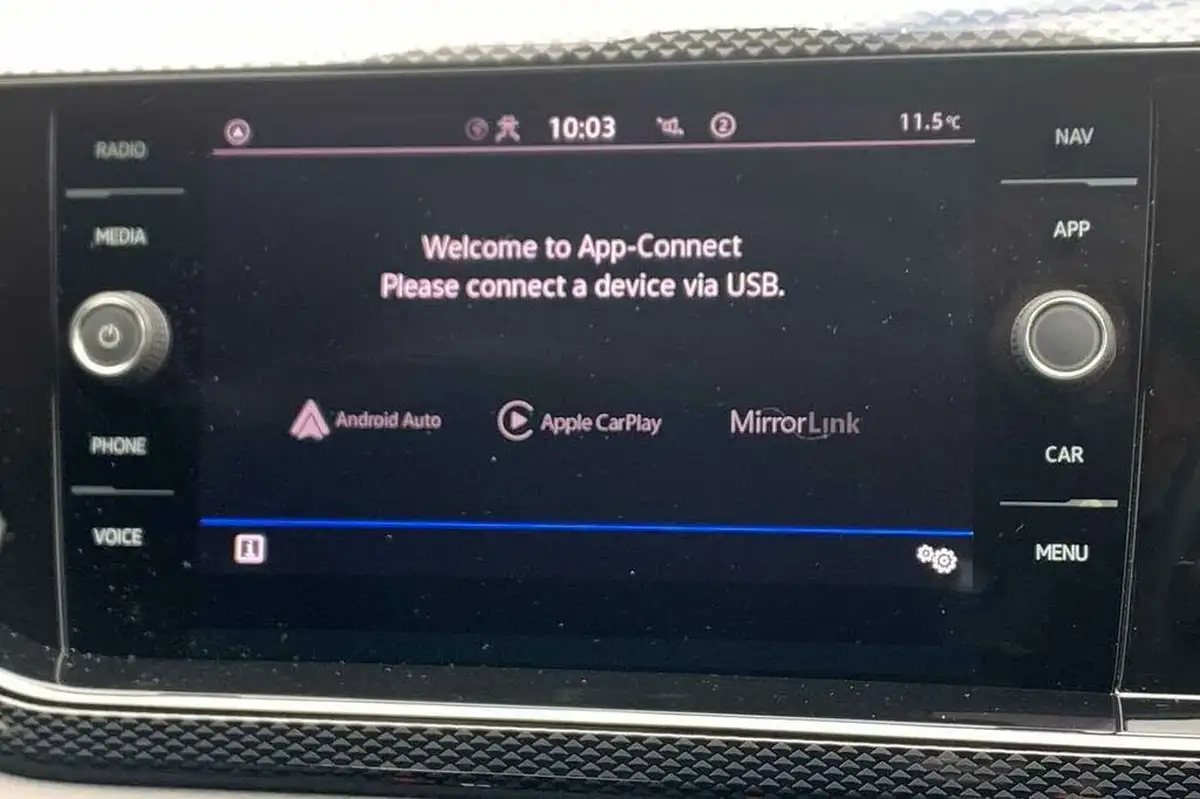 2022-volkswagen-polo-10-tsi-life-dsg-big-22