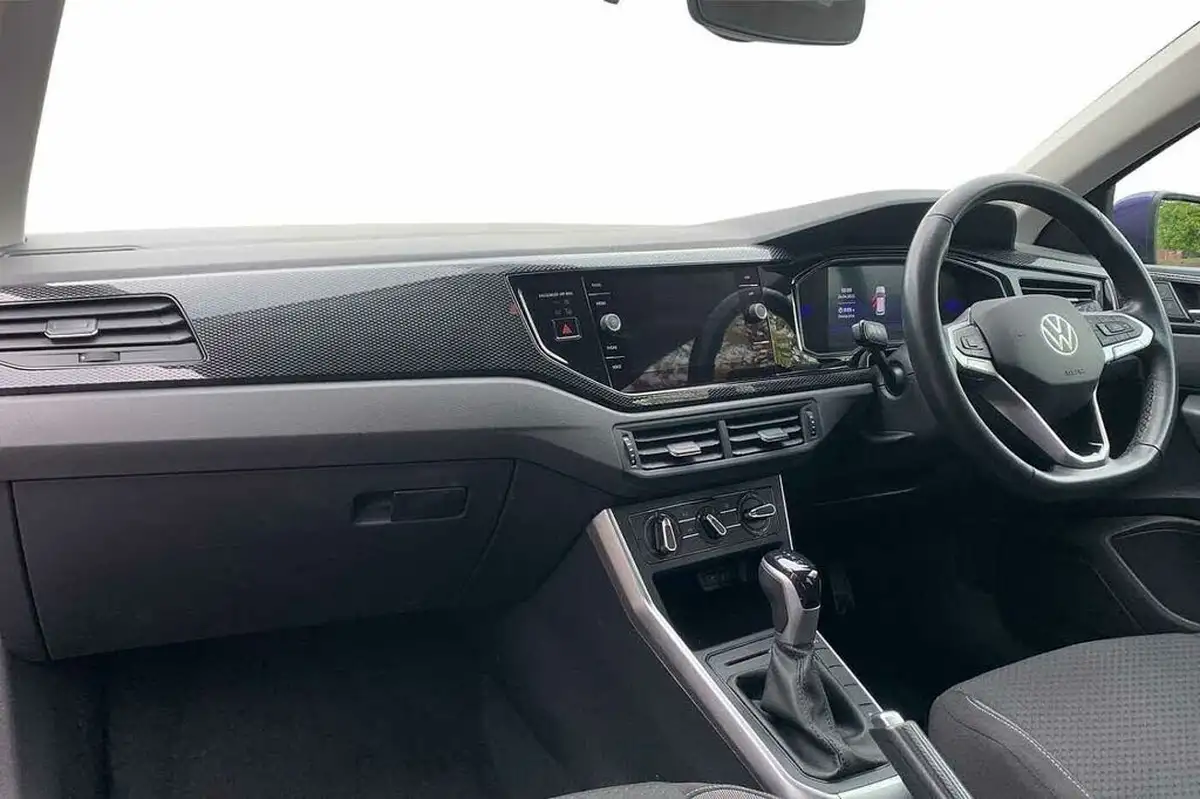 2022-volkswagen-polo-10-tsi-life-dsg-big-1