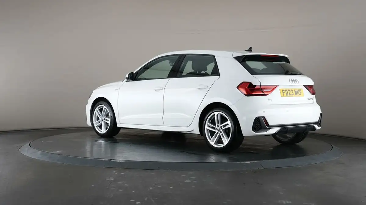 2023-audi-a1-10-25-tfsi-s-line-big-5