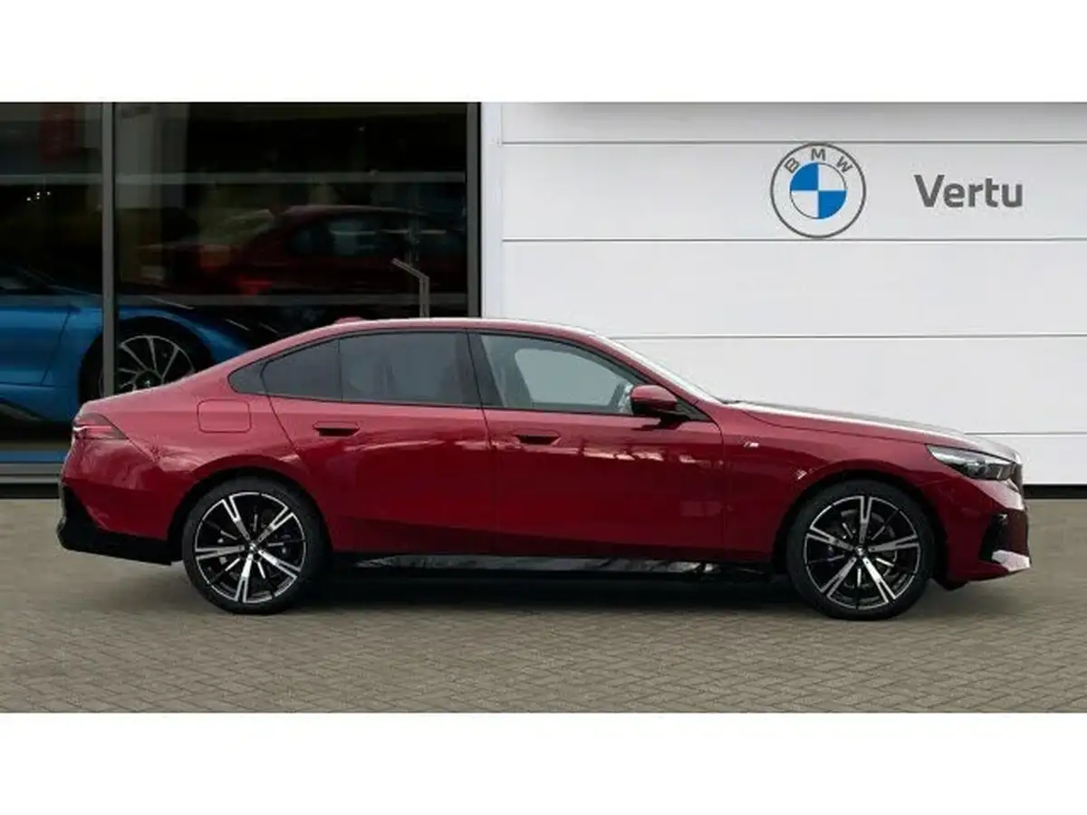 2025-bmw-5-series-20-520i-m-sport-mht-saloon-4d-big-2