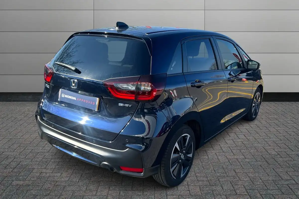 2024-honda-jazz-15-i-mmd-advance-big-11