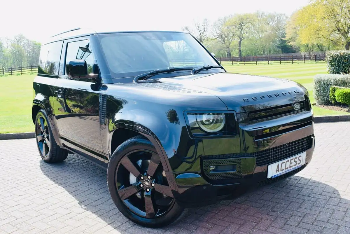 2024-land-rover-90-defender-30-d350-hard-top-x-dynamic-hse-90-big-7