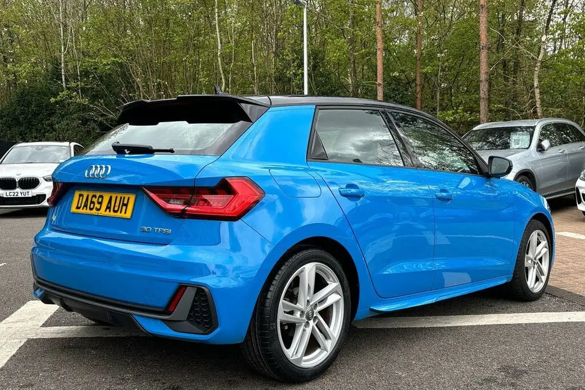2019-audi-a1-10-30-tfsi-s-line-tronic-big-5