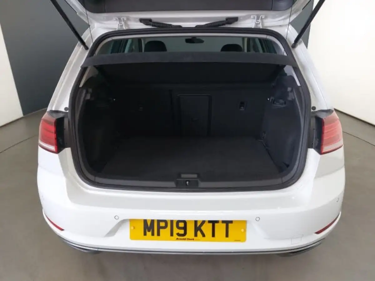 2019-volkswagen-golf-16tdi-match-hatchback-5d-big-7