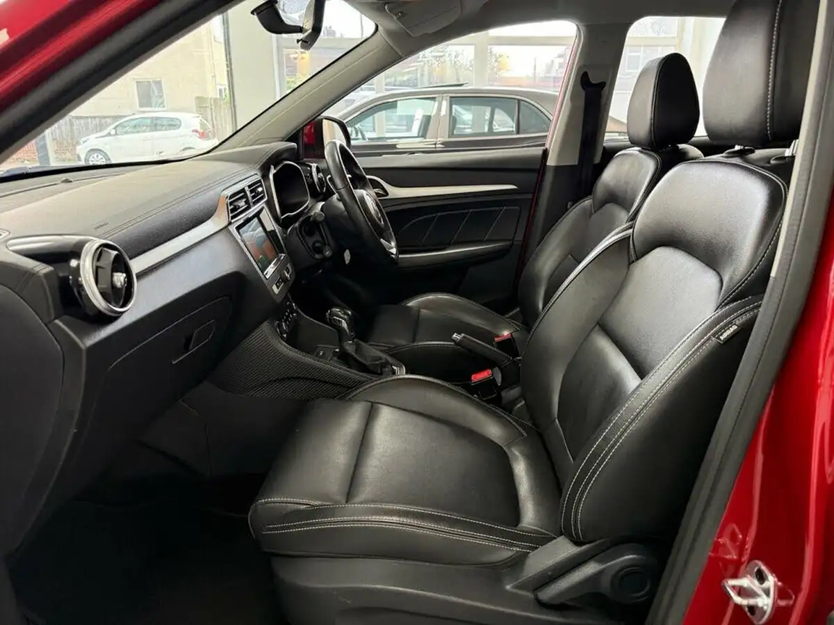 2018-mg-zs-suv-10t-gdi-exclusive-big-15