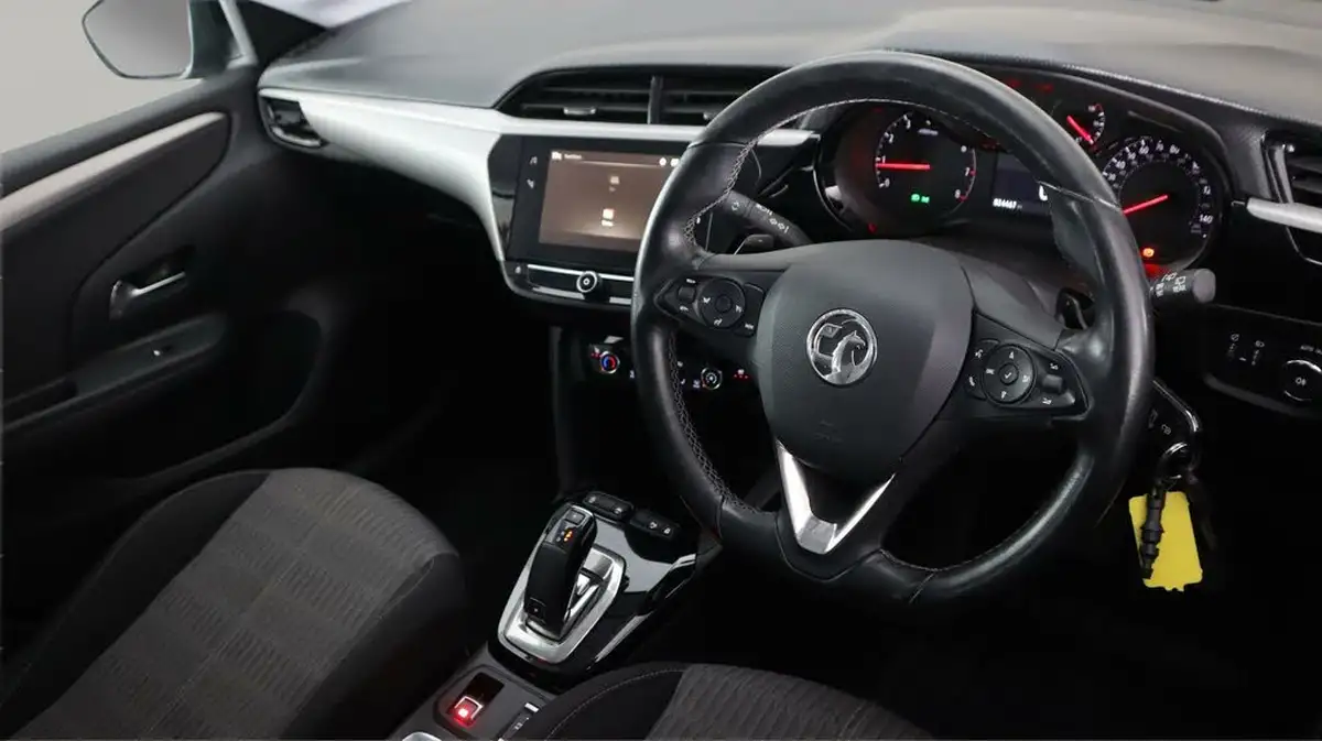 2020-vauxhall-corsa-12-turbo-se-premium-auto-big-8