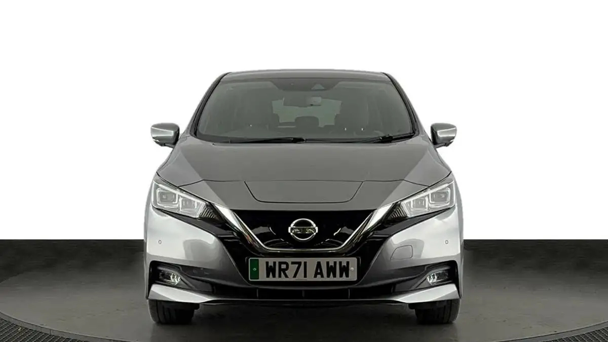 2021-nissan-leaf-e-e-tekna-big-7