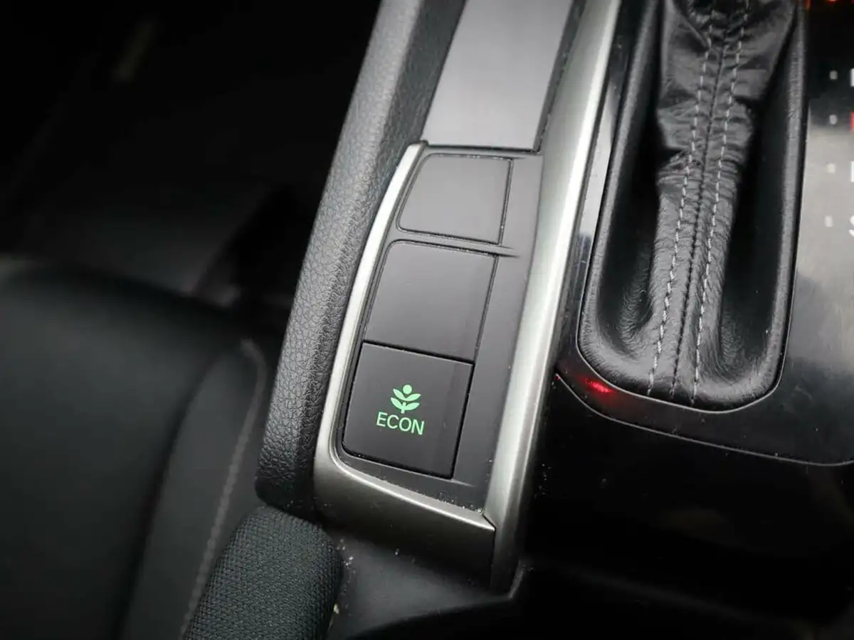 2018-honda-civic-15-vtec-turbo-sport-cvt-big-20