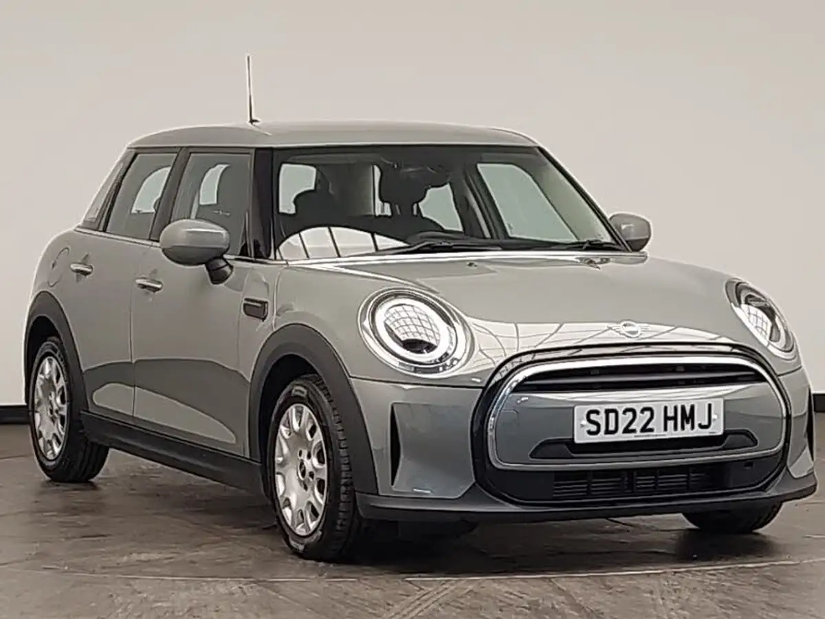 2022-mini-cooper-15-one-classic-5d-big-0