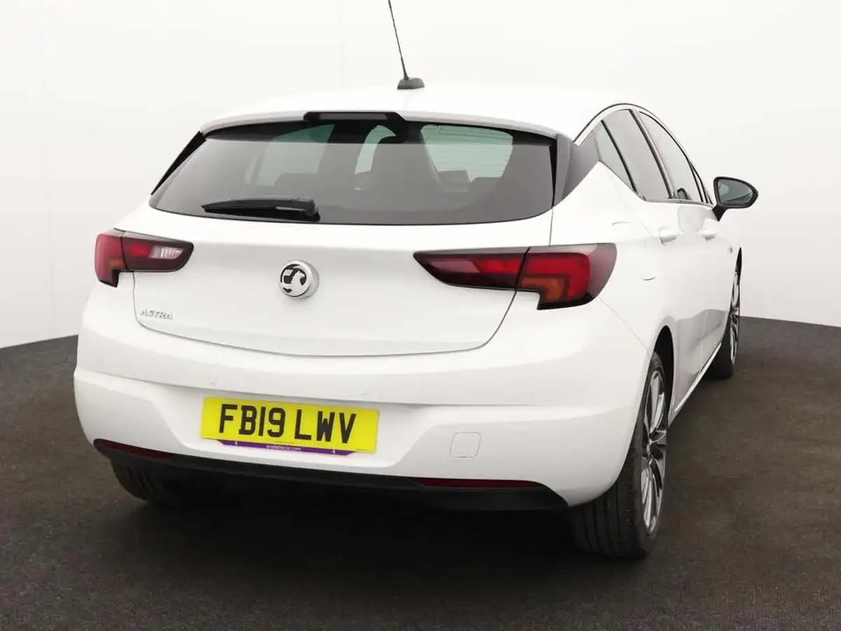 2019-vauxhall-astra-14i-16v-turbo-griffin-ss-big-4
