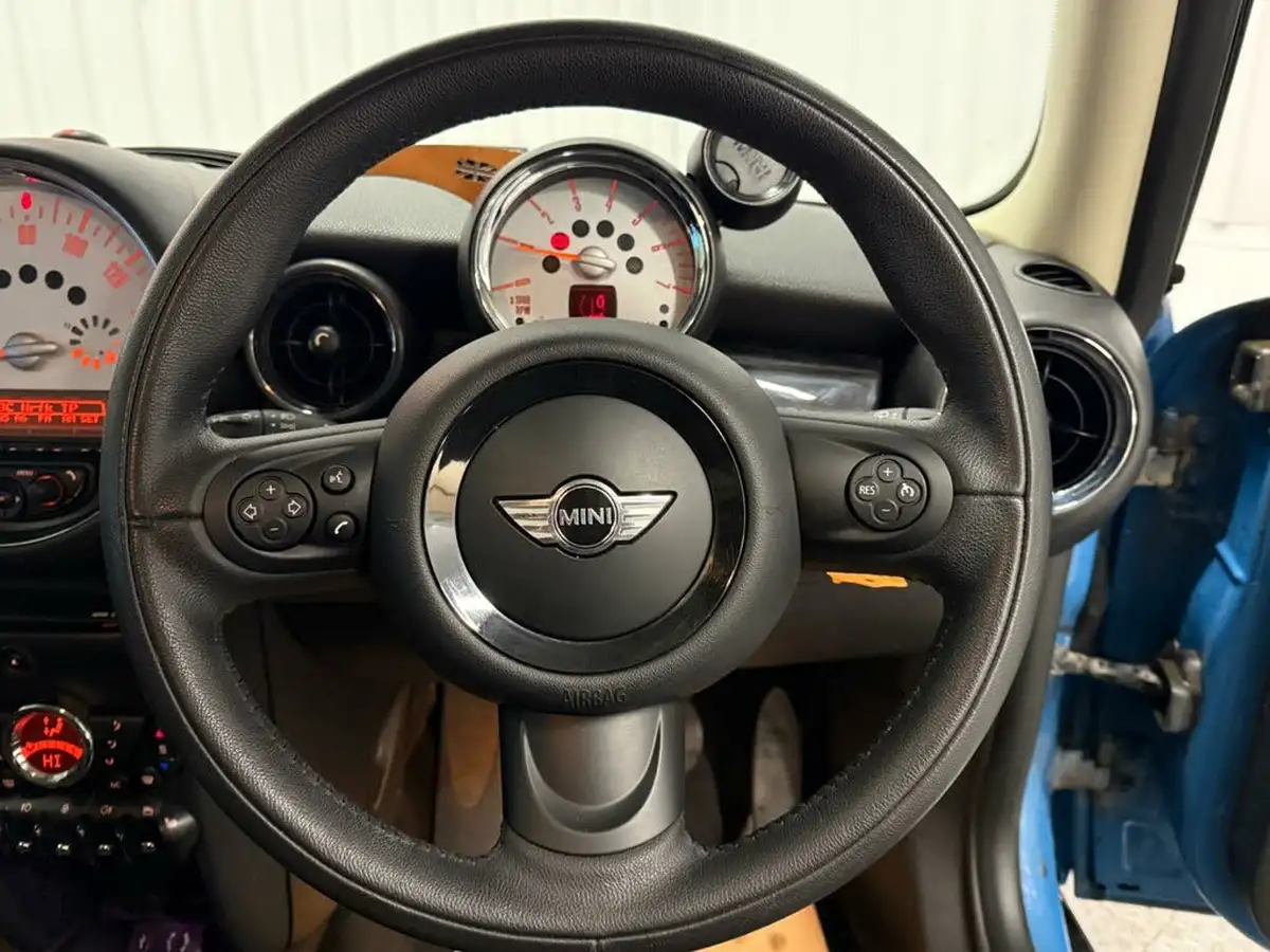 2013-mini-cooper-16td-cooper-d-bayswater-big-18