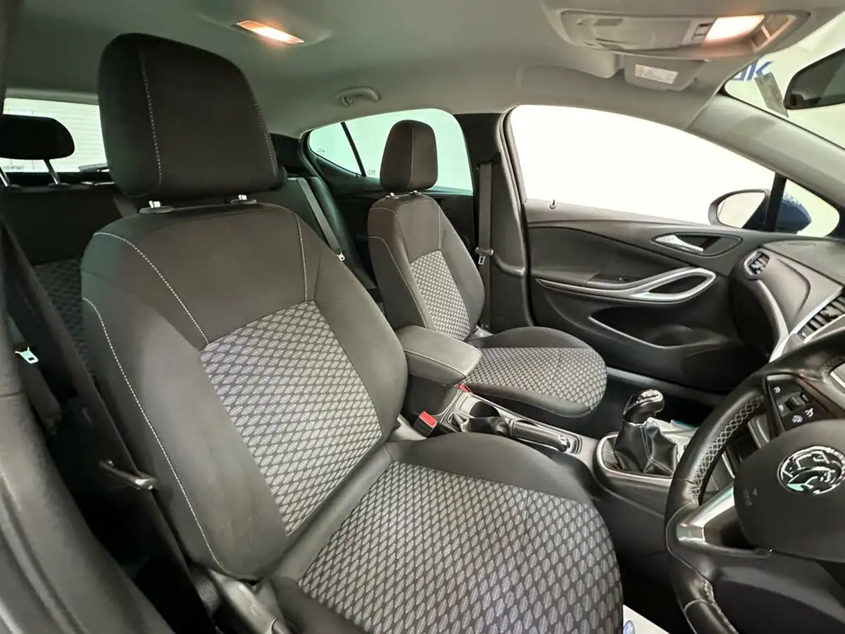 2020-vauxhall-astra-15-turbo-d-business-edition-nav-105ps-hatchback-big-10