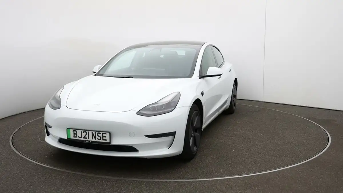2021-tesla-model-3-e-long-range-4x4-big-30