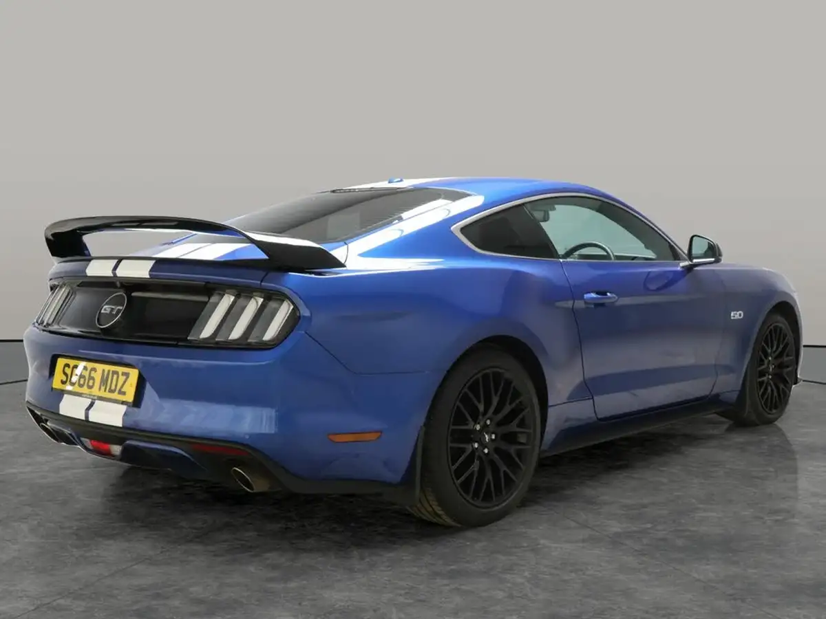 2017-ford-mustang-50-v8-gt-421ps-fastback-big-10