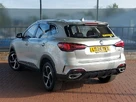 2024-mg-hs-15t-gdi-se-162ps-1490cc-small-1