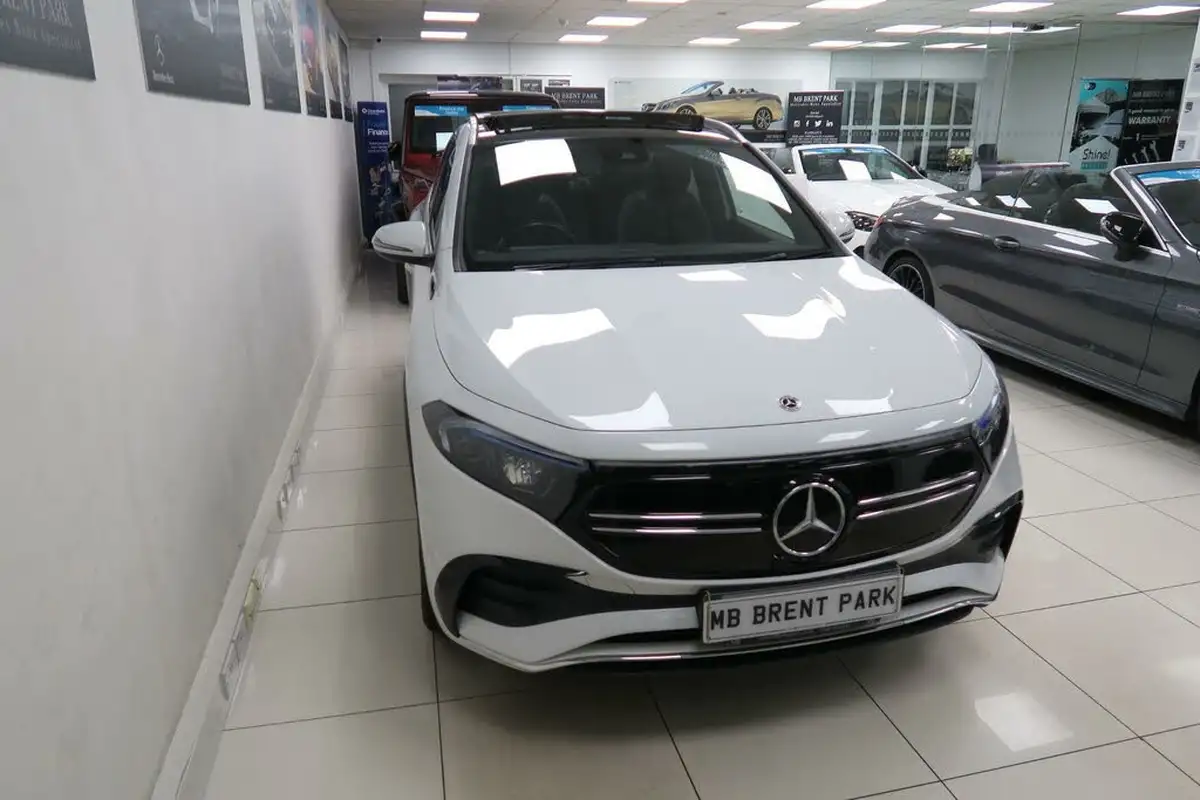 2021-mercedes-benz-eqa-e-eqa-250-amg-line-premium-big-3