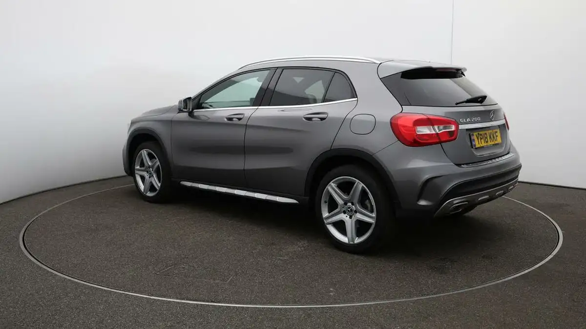 2018-mercedes-benz-gla-class-16-gla-200-amg-line-154bhp-big-53