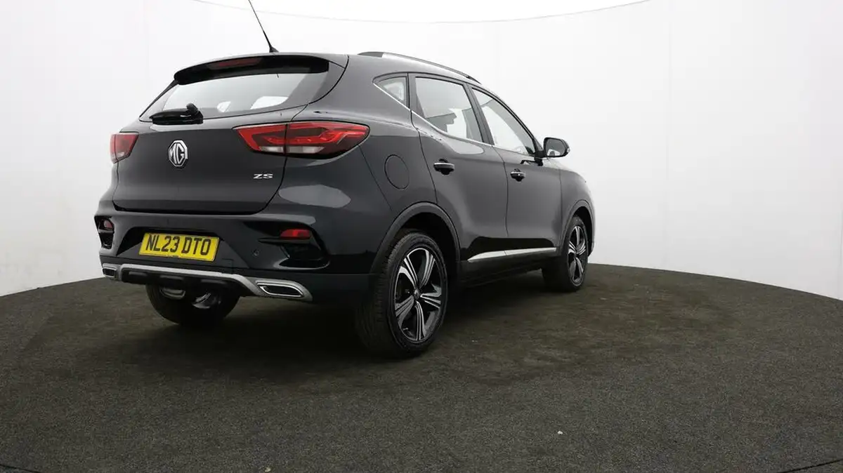 2023-mg-zs-suv-10t-gdi-excite-big-75
