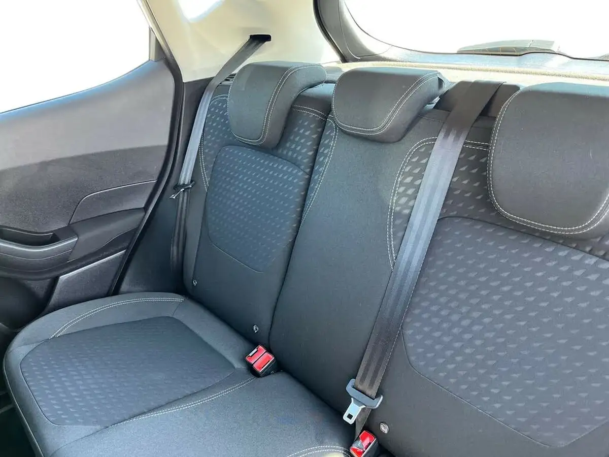 2018-ford-fiesta-10t-zetec-5d-big-8