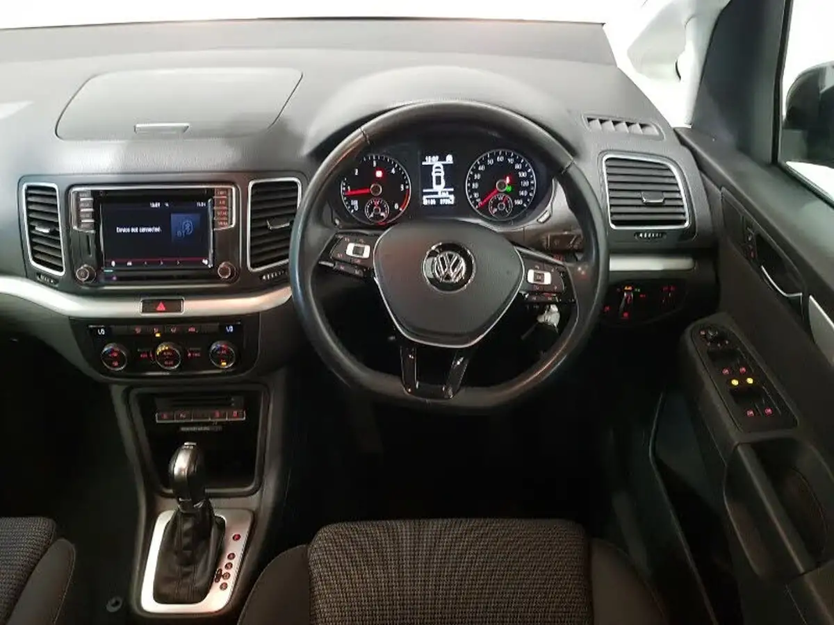 2018-volkswagen-sharan-20tdi-se-150ps-ss-dsg-big-6