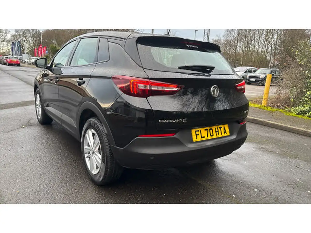 2020-vauxhall-grandland-x-12-se-big-38