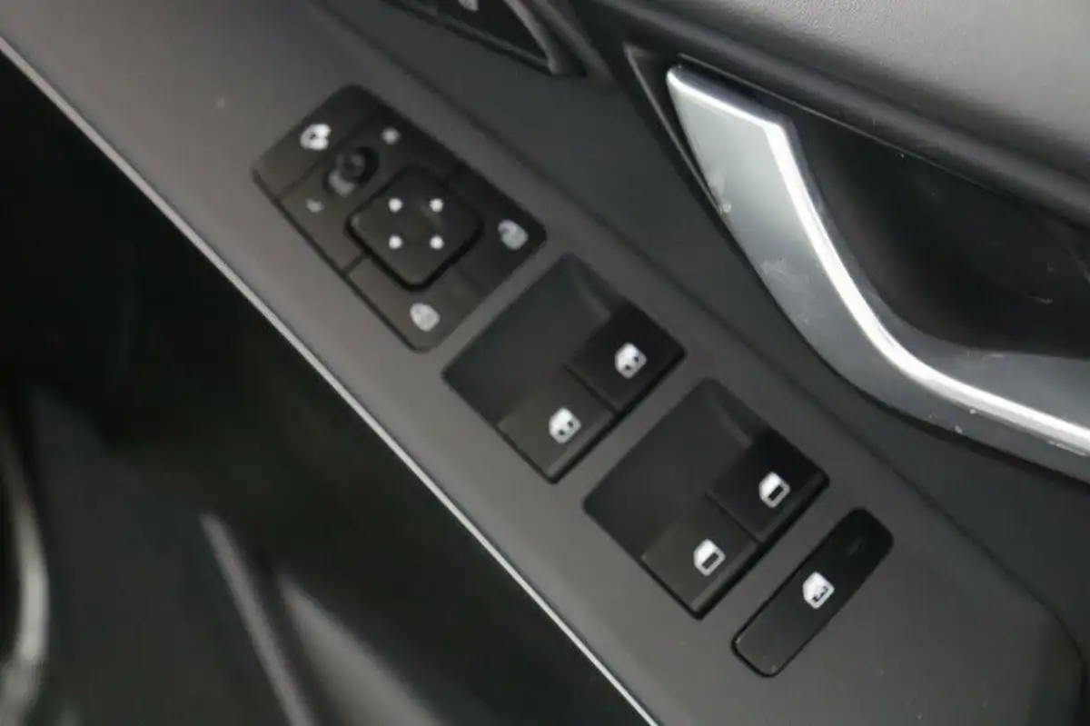 2022-kia-niro-ev-e-4-big-37