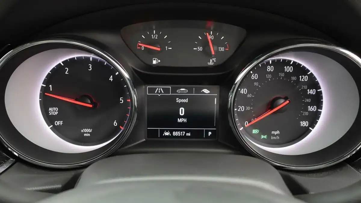 2021-vauxhall-insignia-grand-sport-20-turbo-d-sri-premium-auto-big-10