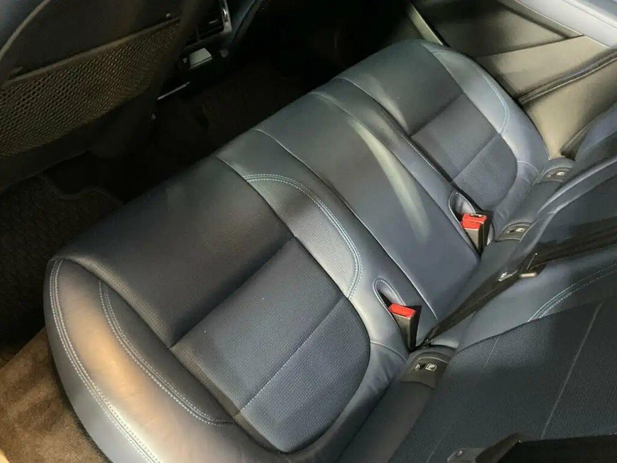 2018-jaguar-e-pace-20-i4d-r-dynamic-hse-240ps-ss-big-28