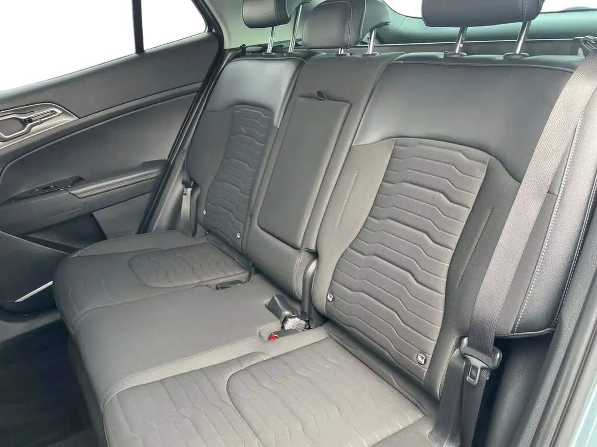 2023-kia-sportage-16-t-gdi-3-148bhp-big-8
