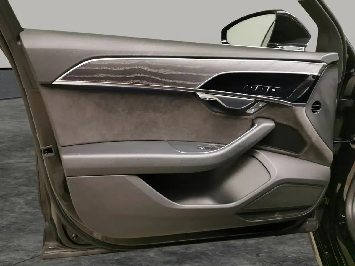 2019-audi-a8-30-50-tdi-big-31