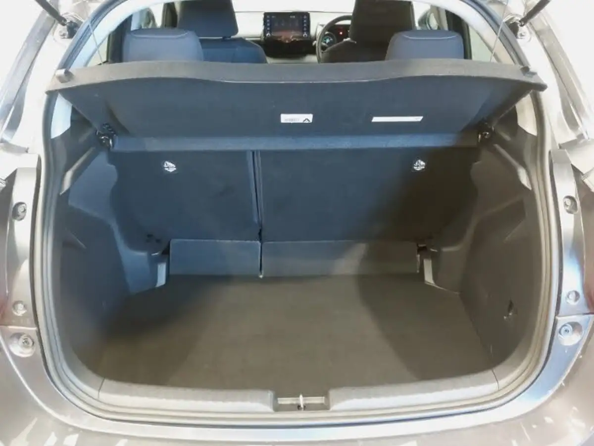 2022-toyota-yaris-15-vvt-i-design-big-7