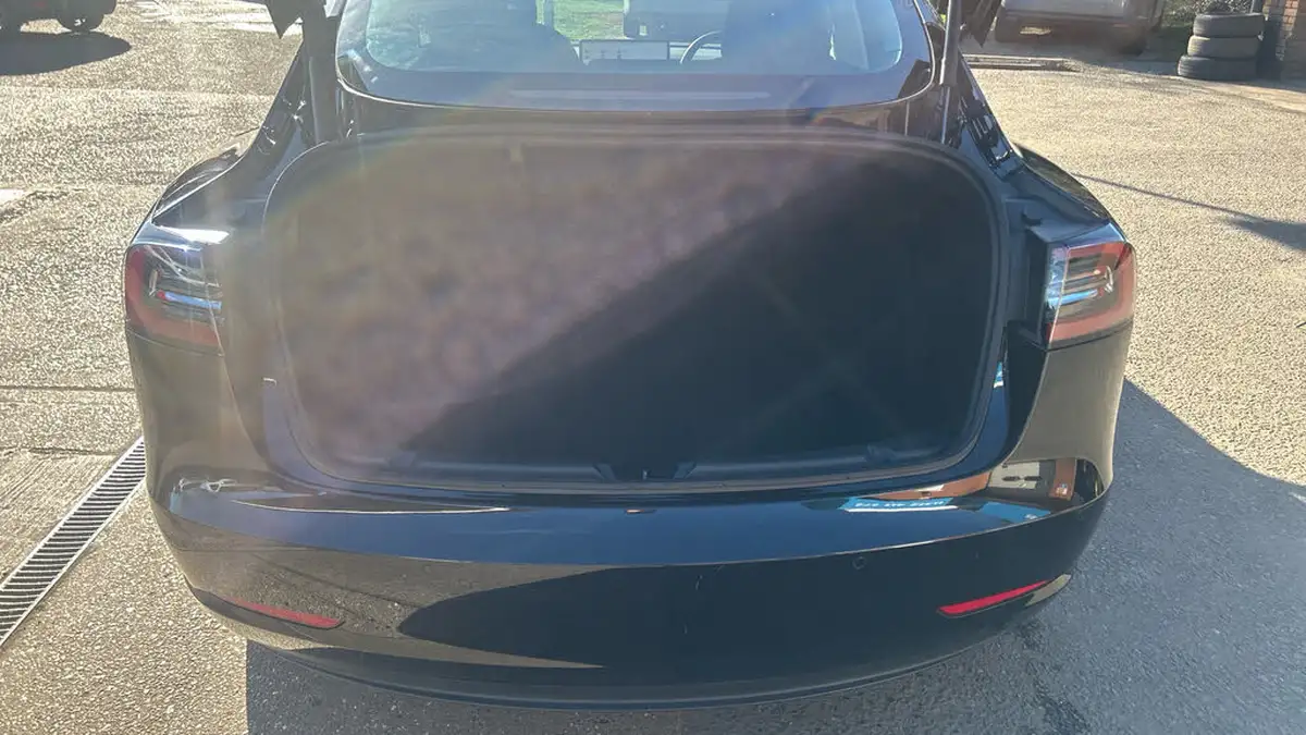 2021-tesla-model-3-e-long-range-awd-big-14