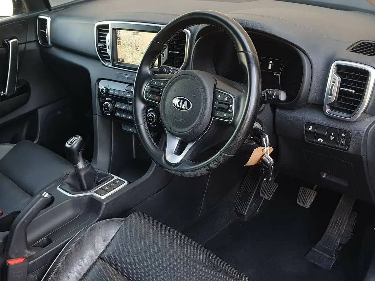 2016-kia-sportage-20crdi-kx-3-big-9