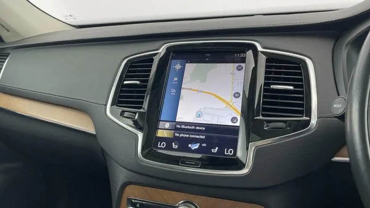 2017-volvo-xc90-20td-d5-inscription-auto-big-12