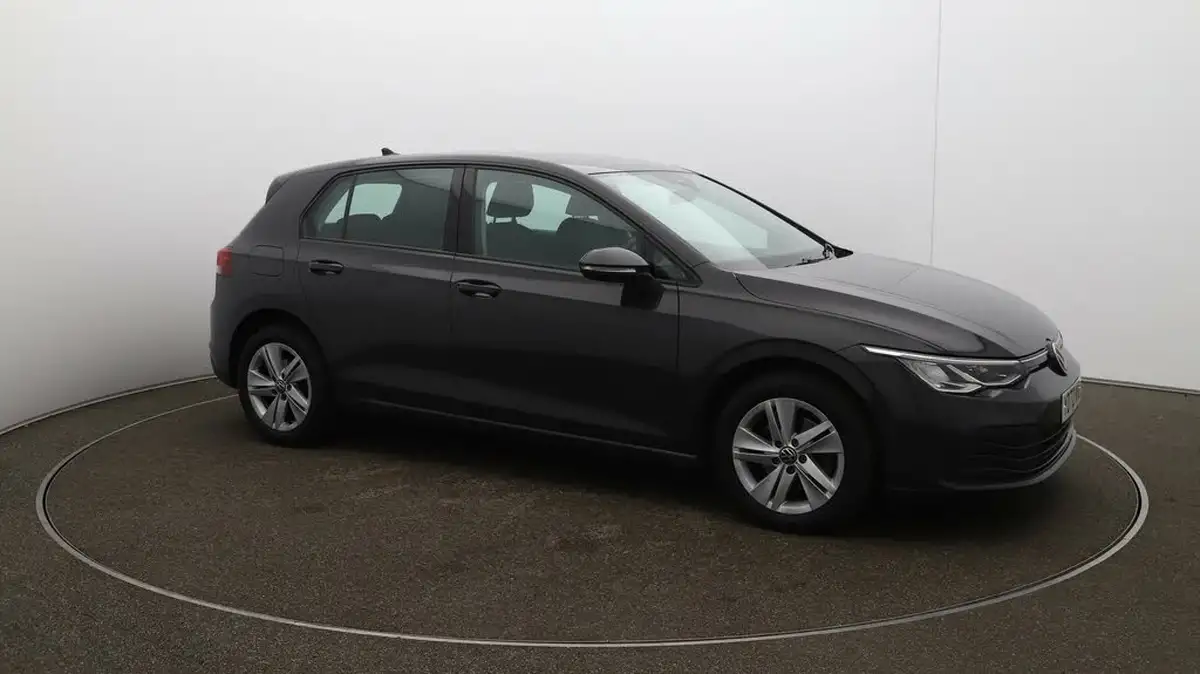 2022-volkswagen-golf-20tdi-life-hatchback-big-36