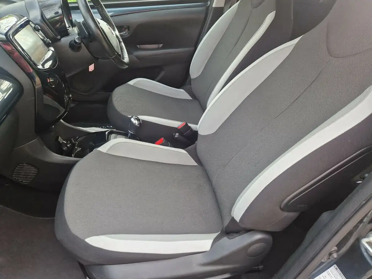 2018-toyota-aygo-10-vvt-i-x-press-71bhp-x-shift-big-9