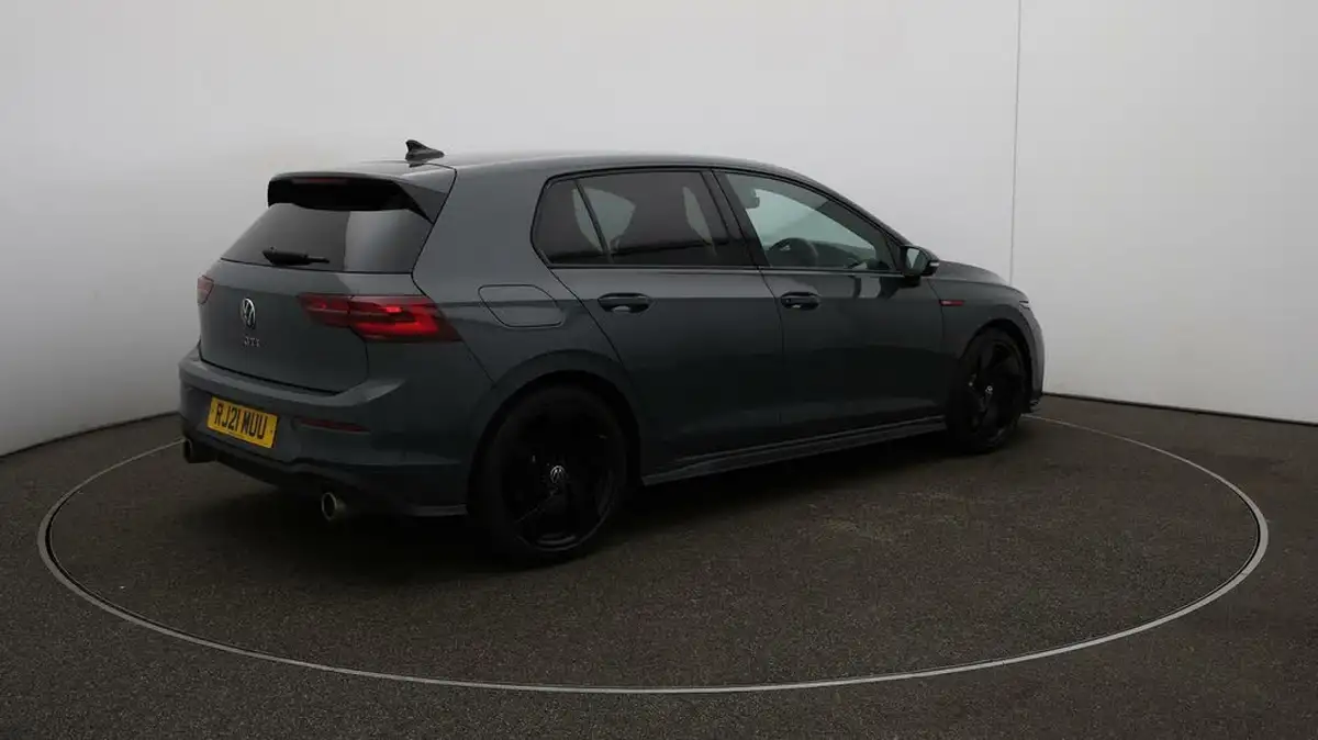 2021-volkswagen-golf-20-tsi-gti-dsg-big-47