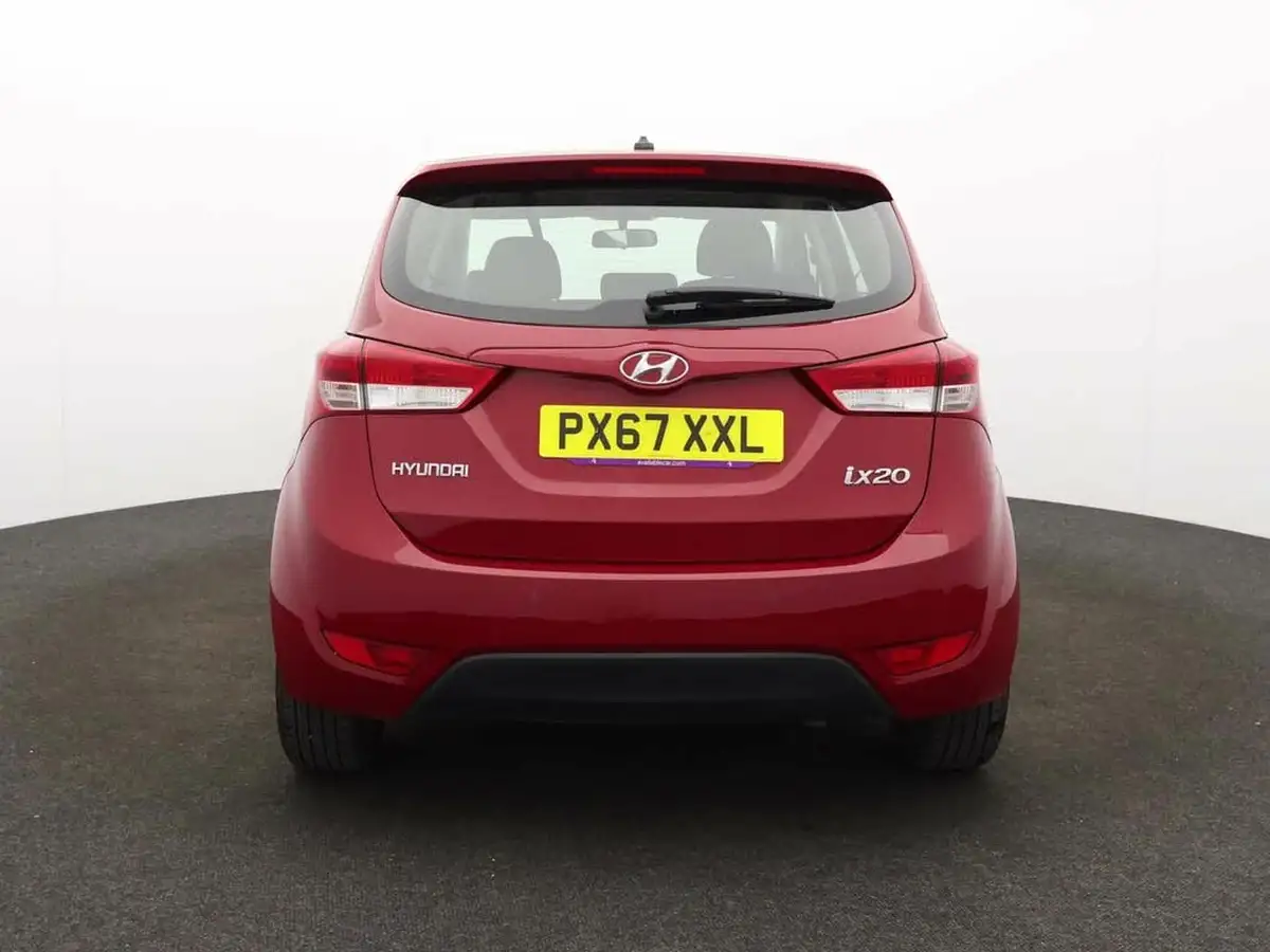 2017-hyundai-ix20-14-se-big-2