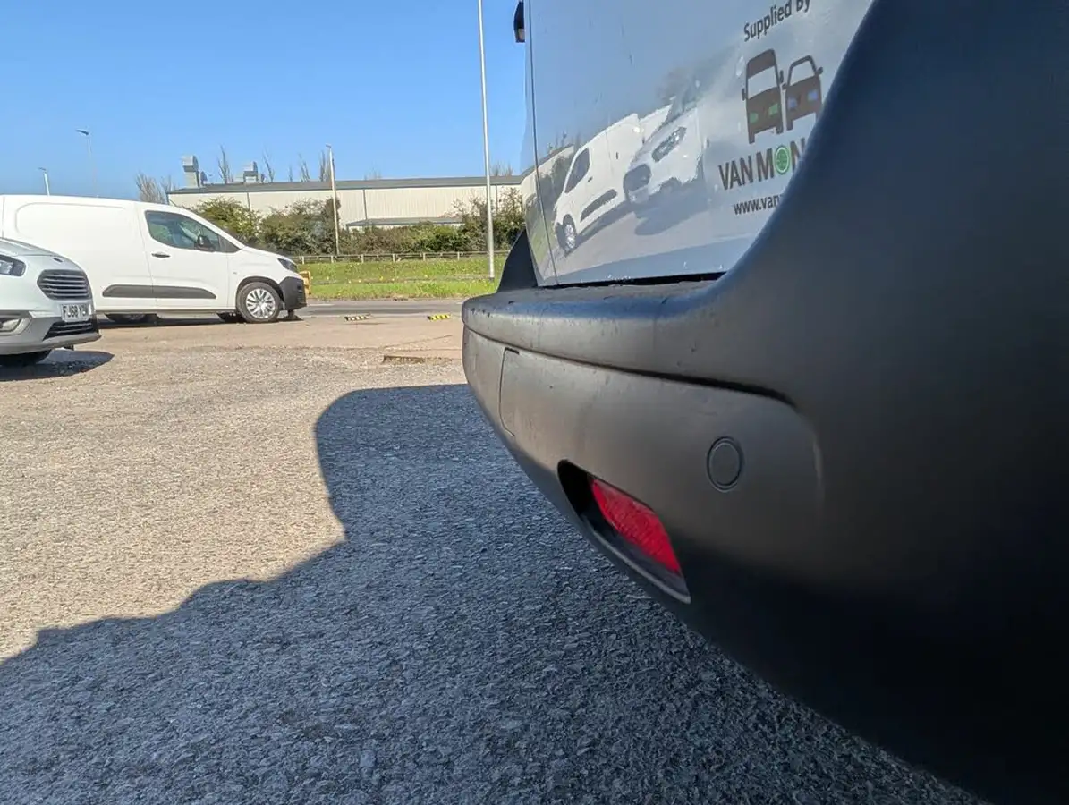 2021-peugeot-expert-20-bluehdi-professional-standard-1400-eu6dt-crew-big-26